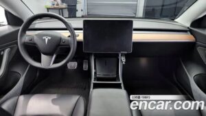 Tesla Model 3 Performance 2020 года из Южной Кореи