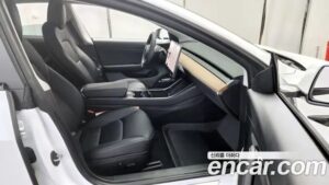 Tesla Model 3 Performance 2020 года из Южной Кореи