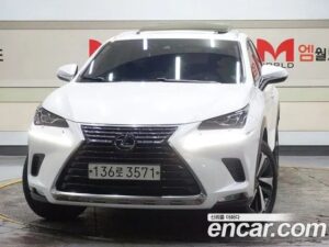 Lexus NX SUPREME 2021 года из Южной Кореи