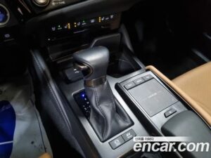 Lexus ES Luxury 2022 года из Южной Кореи