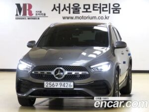 Mercedes-Benz GLA-Class GLA250 4MATIC 2020 года из Южной Кореи