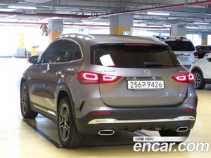 Mercedes-Benz GLA-Class GLA250 4MATIC 2020 года из Южной Кореи