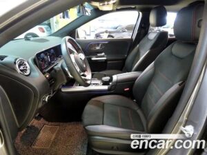 Mercedes-Benz GLA-Class GLA250 4MATIC 2020 года из Южной Кореи