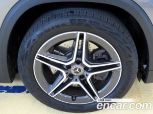 Mercedes-Benz GLA-Class GLA250 4MATIC 2020 года из Южной Кореи