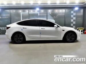 Tesla Model 3 LONG RANGE 2021 года из Южной Кореи