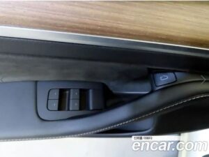 Tesla Model 3 LONG RANGE 2021 года из Южной Кореи