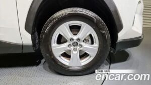 Toyota RAV4 2.5 2WD HYBRID 2020 года из Южной Кореи