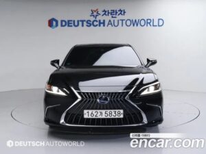 Lexus ES Luxury Plus 2022 года из Южной Кореи