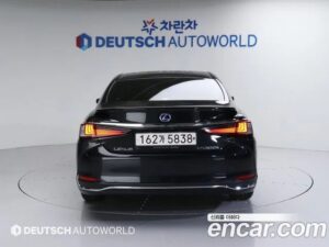 Lexus ES Luxury Plus 2022 года из Южной Кореи