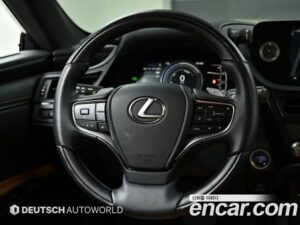 Lexus ES Luxury Plus 2022 года из Южной Кореи