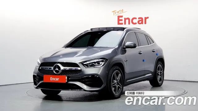 Mercedes-Benz GLA-Class GLA250 4MATIC 2020 года из Кореи