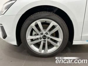 Audi A3 40 TFSI 2023 года из Южной Кореи
