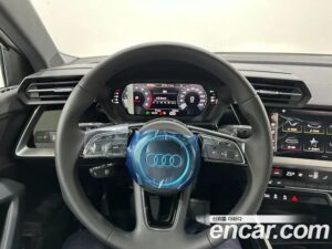 Audi A3 40 TFSI 2023 года из Южной Кореи