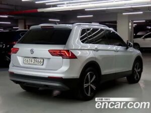 Volkswagen Tiguan 2.0 TDI Prestige 2020 года из Южной Кореи
