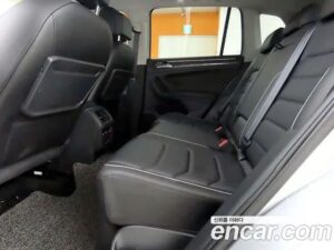 Volkswagen Tiguan 2.0 TDI Prestige 2020 года из Южной Кореи