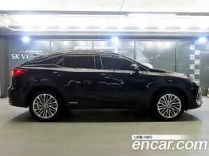 Lexus RX Executive 2021 года из Южной Кореи
