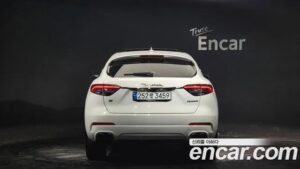 Maserati Levante 3.0 AWD GranLusso 2021 года из Южной Кореи
