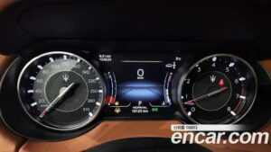 Maserati Levante 3.0 AWD GranLusso 2021 года из Южной Кореи