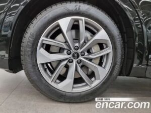 Audi e-tron 55 4WD 2022 года из Южной Кореи