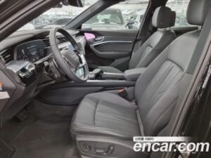 Audi e-tron 55 4WD 2022 года из Южной Кореи