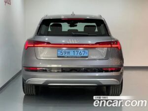 Audi e-tron 55 4WD Sportback 2022 года из Южной Кореи