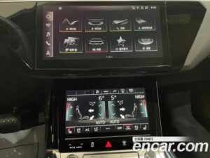 Audi e-tron 55 4WD Sportback 2022 года из Южной Кореи