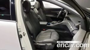 Peugeot 3008 1.5 BlueHDi GT Line 2020 года из Южной Кореи