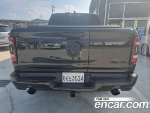 Dodge Ram Pick Up 5.7 2020 года из Южной Кореи