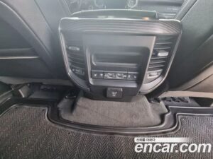 Dodge Ram Pick Up 5.7 2020 года из Южной Кореи