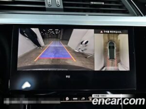 Audi e-tron 55 4WD 2022 года из Южной Кореи