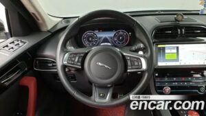 Jaguar F-PACE 20d R-Sport 2019 года из Южной Кореи