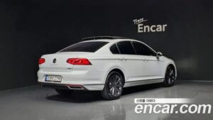 Volkswagen Passat 2.0 TDI 4motion Prestige 2021 года из Южной Кореи