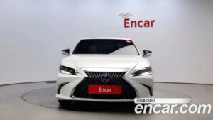 Lexus ES Executive 2022 года из Южной Кореи