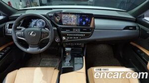 Lexus ES Executive 2022 года из Южной Кореи