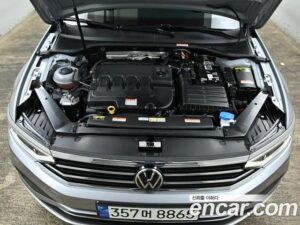 Volkswagen Passat 2.0 TDI 4motion Prestige 2021 года из Южной Кореи