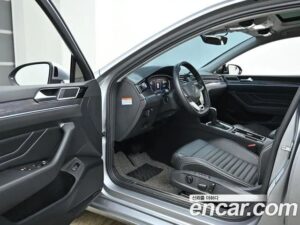 Volkswagen Passat 2.0 TDI 4motion Prestige 2021 года из Южной Кореи