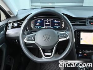 Volkswagen Passat 2.0 TDI 4motion Prestige 2021 года из Южной Кореи