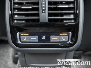 Volkswagen Passat 2.0 TDI 4motion Prestige 2021 года из Южной Кореи