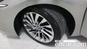 Lexus ES Executive 2021 года из Южной Кореи