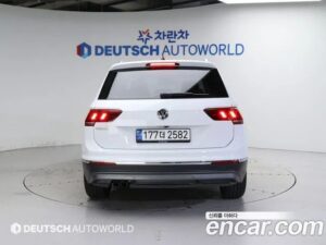 Volkswagen Tiguan 2.0 TDI Premium 2020 года из Южной Кореи