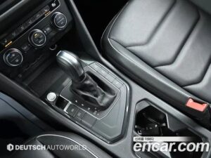 Volkswagen Tiguan 2.0 TDI Premium 2020 года из Южной Кореи
