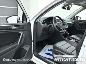 Volkswagen Tiguan 2.0 TDI Premium 2020 года из Южной Кореи