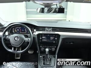 Volkswagen Arteon 2.0 TDI Premium 2020 года из Южной Кореи