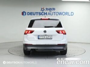 Volkswagen Tiguan 2.0 TDI Premium 2020 года из Южной Кореи