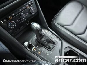 Volkswagen Tiguan 2.0 TDI Premium 2020 года из Южной Кореи