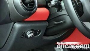 Mini Cooper JCW 2019 года из Южной Кореи