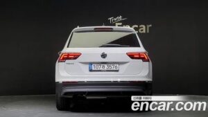 Volkswagen Tiguan 2.0 TDI Premium 2020 года из Южной Кореи
