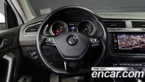Volkswagen Tiguan 2.0 TDI Premium 2020 года из Южной Кореи