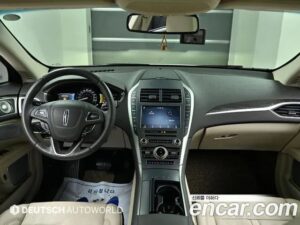 Lincoln MKZ HYBRID 2020 года из Южной Кореи