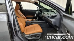Lexus UX 2.0 2WD 2021 года из Южной Кореи